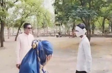 Watch video: Lovers ask MLA for OYO room for asking him to vacate park, video goes viral