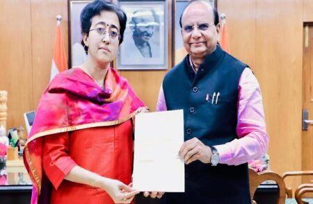 BREAKING: ದೆಹಲಿ ಮುಖ್ಯಮಂತ್ರಿ ಸ್ಥಾನಕ್ಕೆ ಅತಿಶಿ ರಾಜೀನಾಮೆ ಸಲ್ಲಿಕೆ | Dehli CM Atishi resigns