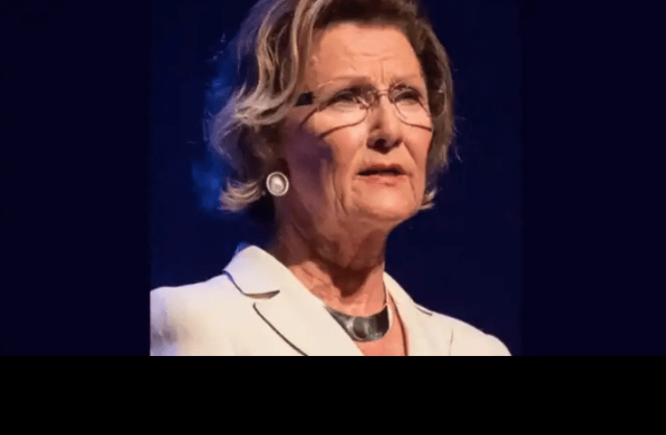 BREAKING : ನಾರ್ವೆ ರಾಣಿ ಸೋಂಜಾ ಆರೋಗ್ಯದಲ್ಲಿ ಏರುಪೇರು : ಆಸ್ಪತ್ರೆಗೆ ದಾಖಲು | Queen Sonja