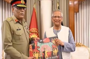 ಭಾರತದ ಈಶಾನ್ಯವನ್ನ ಬಾಂಗ್ಲಾದ ಭಾಗವಾಗಿ ತೋರಿಸುವ ನಕ್ಷೆಯನ್ನ ‘ಪಾಕ್ ಜನರಲ್’ಗೆ ನೀಡಿದ ‘ಯೂನಸ್’