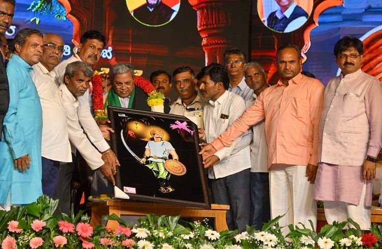 ಬೆಳಗಾವಿ ವಿಮಾನ ನಿಲ್ದಾಣಕ್ಕೆ ‘ವೀರ ರಾಣಿ ಚೆನ್ನಮ್ಮ’ ಹೆಸರಿಡುವಂತೆ ಕೇಂದ್ರಕ್ಕೆ ಪತ್ರ : CM ಸಿದ್ಧರಾಮಯ್ಯ