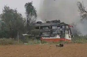 BREAKING: ದೇಶದಲ್ಲಿ ಮತ್ತೊಂದು ಭೀಕರ ಬಸ್ ಅಗ್ನಿ ಅವಘಡ: ಇಬ್ಬರು ಸಜೀವ ದಹನ, ಹಲವರಿಗೆ ಗಾಯ