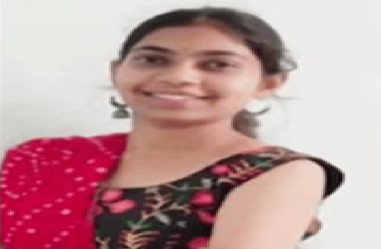 BREAKING : ಚೆನ್ನಾಗಿ ಓದು ಎಂದು ಬುದ್ಧಿ ಹೇಳಿದ ಅಣ್ಣ : ಕೆರೆಗೆ ಹಾರಿ ಇಂಜಿನಿಯರಿಂಗ್ ವಿದ್ಯಾರ್ಥಿನಿ ಆತ್ಮಹತ್ಯೆ!