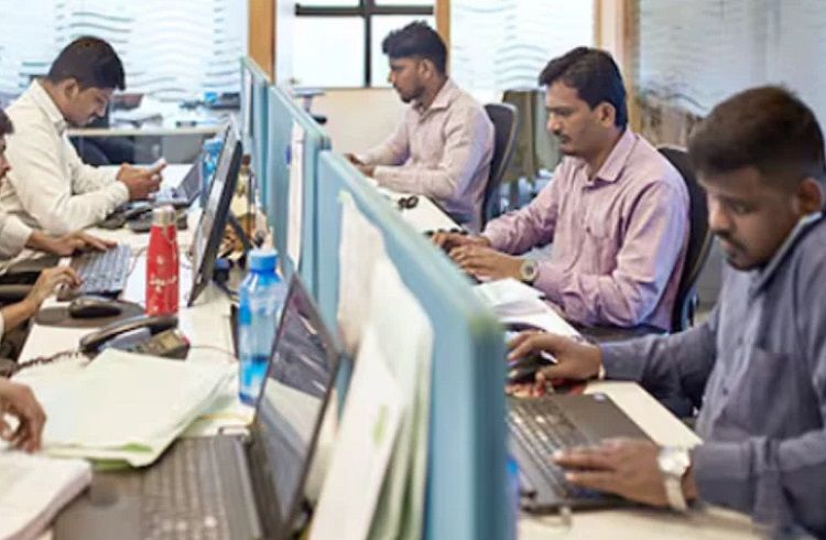 BIG NEWS : ಭಾರತೀಯರ ಬಲದ ಮೇಲೆ ಓಡುತ್ತಿದೆ ಜಗತ್ತು, ಜಾಗತಿಕ ಬೆಳವಣಿಗೆಯಲ್ಲಿ ಮುಂಚೂಣಿಯಲ್ಲಿದೆ ಭಾರತ : OECD ವರದಿ