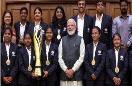 BREAKING : ಐತಿಹಾಸಿಕ ಟಿ20 ವಿಶ್ವಕಪ್ ಗೆಲುವಿನ ಬಳಿಕ ‘ಅಂಧ ಮಹಿಳಾ ಕ್ರಿಕೆಟ್ ತಂಡ’ ಭೇಟಿ ಮಾಡಿದ ‘ಪ್ರಧಾನಿ ಮೋದಿ’