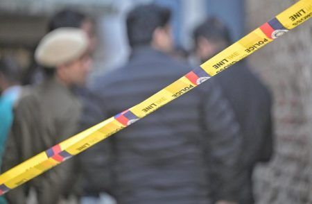 SHCOKING : ತಿಂಗಳ ಹಿಂದಿನ ದ್ವೇಷ, 11ನೇ ತರಗತಿ ಬಾಲಕನ ಊಟಕ್ಕೆ ಆಹ್ವಾನಿಸಿ ಗುಂಡಿಕ್ಕಿದ ಸಹಪಾಠಿಗಳು!