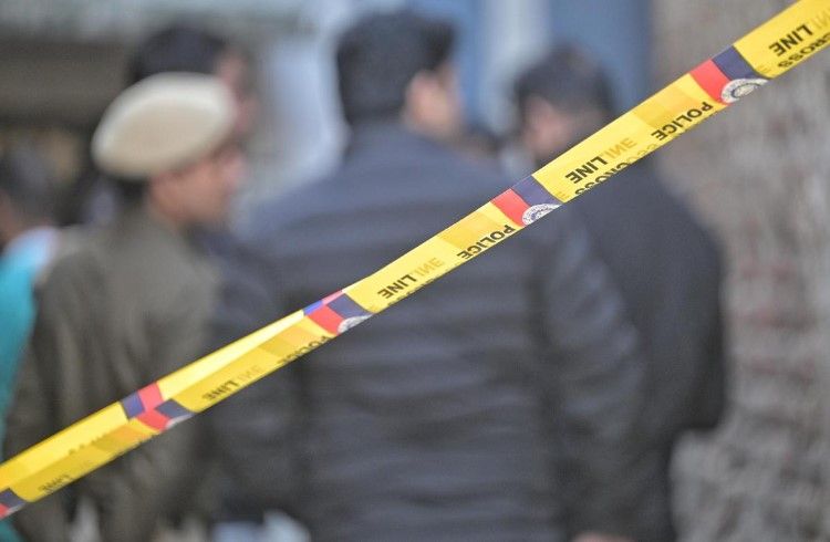 SHCOKING : ತಿಂಗಳ ಹಿಂದಿನ ದ್ವೇಷ, 11ನೇ ತರಗತಿ ಬಾಲಕನ ಊಟಕ್ಕೆ ಆಹ್ವಾನಿಸಿ ಗುಂಡಿಕ್ಕಿದ ಸಹಪಾಠಿಗಳು!