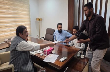 ಮದೀನಾ ಅಗ್ನಿ ದುರಂತ : ಅಬ್ದುಲ್ ಗನಿ ಕುಟುಂಬಕ್ಕೆ ನೆರವಾದ ಸಚಿವ ಜಮೀರ್ ಅಹಮದ್ ಖಾನ್