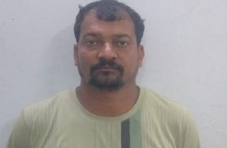 SHOCKING: ಜಡ್ಜ್ ಎದುರಲ್ಲೇ ಮಾರಕಾಸ್ತ್ರದಿಂದ ಮಹಿಳೆಯ ಕೊಲೆಗೆ ಯತ್ನ, ಆರೋಪಿ ಅರೆಸ್ಟ್