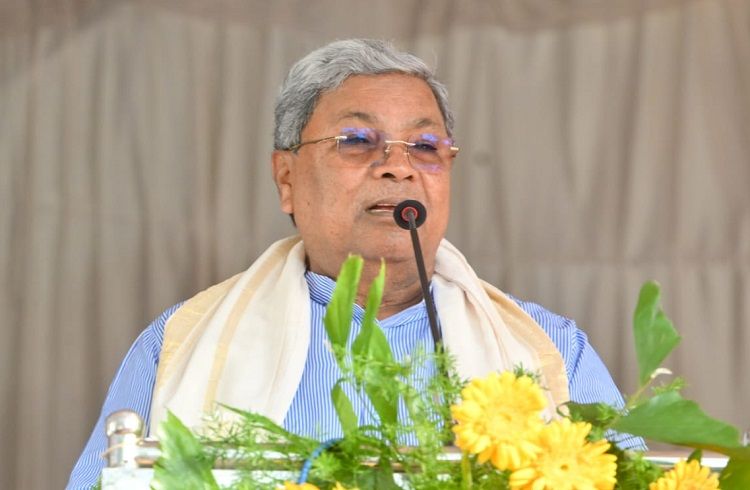 BIG BREAKING: ಕನ್ನಡ ಹೋರಾಟಗಾರರ ಮೇಲಿನ ಕೇಸುಗಳನ್ನು ವಾಪಾಸ್: ಸಿ.ಎಂ.ಸಿದ್ದರಾಮಯ್ಯ ಘೋಷಣೆ