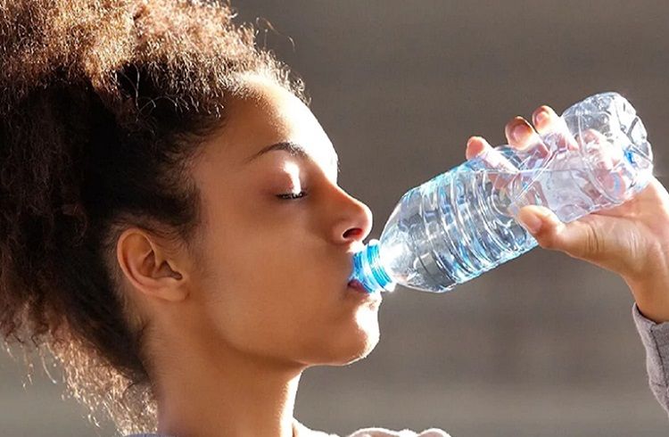 ನೀರಿಗೂ ‘ಎಕ್ಸ್ ಪೈರಿ ಡೇಟ್’ ಇರುತ್ತಾ? ಶೇಖರಿಸಿಟ್ಟಿದ್ದು ಎಷ್ಟು ಕಾಲ ಉಳಿಯುತ್ತದೆ?