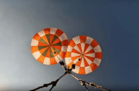 ಗಗನಯಾನ ಮಾನವ ಸಹಿತ ಬಾಹ್ಯಾಕಾಶ ಯಾನಕ್ಕಾಗಿ ಇಸ್ರೋದಿಂದ ಪ್ಯಾರಾಚೂಟ್ ಪರೀಕ್ಷೆ | Gaganyaan