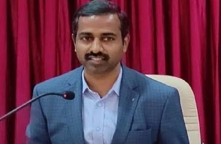 ಒಬ್ಬ IAS ಅಧಿಕಾರಿ ಮನಸ್ಸು ಮಾಡಿದರೇ ಏನೆಲ್ಲಾ ಮಾಡಬಹುದು ಎನ್ನುವುದಕ್ಕೆ ಇವರೇ ಸಾಕ್ಷಿ!