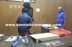 ಮಂಡ್ಯದಲ್ಲಿ ರೈತನಿಗೆ ಭೂ ಪರಿಹಾರ ಕೊಡದ ಸರ್ಕಾರಿ ಕಚೇರಿ ಜಪ್ತಿ