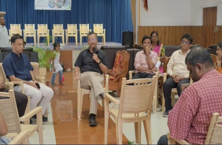 ಮೈಸೂರಿನ ನೈರುತ್ಯ ರೈಲ್ವೆ ವಿಭಾಗದಲ್ಲಿ ಯಶಸ್ವಿಯಾಗಿ ನಡೆದ ಸಿಬ್ಬಂದಿಗಳ ಬಾಂಧವ್ಯ ಬಲಪಡಿಸುವ ವಿಚಾರಗೋಷ್ಠಿ