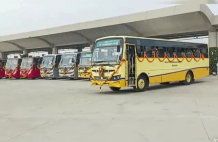 ತೆರಿಗೆ ವಿವಾದದ ಬಿಕ್ಕಟ್ಟು; ದಕ್ಷಿಣ ಭಾರತದಾದ್ಯಂತ ಓಮ್ನಿ ಬಸ್ ಸಂಚಾರ ಸ್ಥಗಿತ !