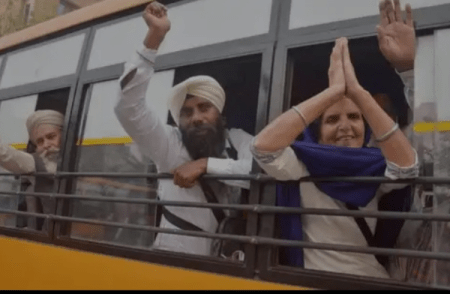 ‘ಹಿಂದೂ’ ಎಂದು ಗುರುನಾನಕ್ ಜಯಂತಿಯಂದು ಸಿಖ್ ಜಾಥಾದಲ್ಲಿ 14 ಮಂದಿಗೆ ಪ್ರವೇಶ ನಿರಾಕರಿಸಿದ ಪಾಕಿಸ್ತಾನ