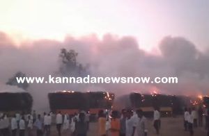 BREAKING: ಕಬ್ಬಿನ ಬಾಕಿ ಬಿಲ್ ಪಾವತಿಗೆ ರೈತರ ಪಟ್ಟು: ಟ್ರ್ಯಾಕ್ಟರ್, ಬೈಕ್ ಸೇರಿದಂತೆ 20ಕ್ಕೂ ಹೆಚ್ಚು ವಾಹನಗಳಿಗೆ ಬೆಂಕಿ