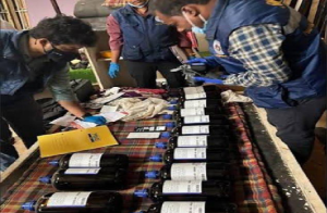 BREAKING : ಹೊಸ ವರ್ಷಾಚರಣೆ ವೇಳೆಯೇ ಖಾಕಿ ಭರ್ಜರಿ ಬೇಟೆ : ಬೆಂಗಳೂರಲ್ಲಿ 3 ಡ್ರಗ್ಸ್ ಫ್ಯಾಕ್ಟರಿ ಸೀಜ್, ನಾಲ್ವರು ಅರೆಸ್ಟ್!