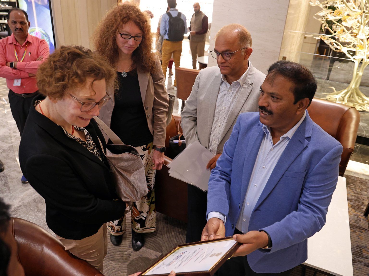 ಬೆಂಗಳೂರಿನ ‘KSRTC ಕಚೇರಿ’ಗೆ ಜರ್ಮನ್ ಸರ್ಕಾರದ ಫೆಡರಲ್ ಸಚಿವಾಲಯದ BMZ ಉನ್ನತ ಮಟ್ಟದ ನಿಯೋಗ ಭೇಟಿ