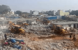 BREAKING : ಸಿಲಿಕಾನ್ ಸಿಟಿಯಲ್ಲಿ ಬೆಳ್ಳಂಬೆಳಗ್ಗೆ ಜೆಸಿಬಿ ಘರ್ಜನೆ : ಒತ್ತುವರಿ ಮಾಡಿದ್ದ 200 ಮನೆಗಳು ನೆಲಸಮ!