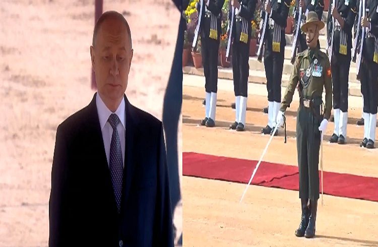 BREAKING : ರಾಷ್ಟ್ರಪತಿ ಭವನದಲ್ಲಿ ಸೇನಾಪಡೆಗಳಿಂದ ರಷ್ಯಾ ಅಧ್ಯಕ್ಷ ಪುಟೀನ್ ಗೆ ಗೌರವ ವಂದನೆ | WATCH VIDEO