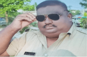 SHOCKING : ಕರ್ತವ್ಯ ವೇಳೆ ಎದೆನೋವು : ಕೋಲಾರದಲ್ಲಿ ‘ಹೃದಯಾಘಾತಕ್ಕೆ’ ಪೊಲೀಸ್ ಹೆಡ್ ಕಾನ್ಸ್ಟೇಬಲ್ ಬಲಿ!