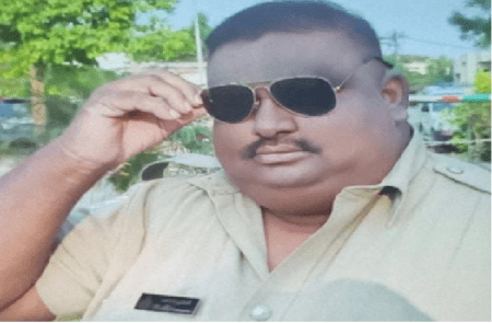 SHOCKING : ಕರ್ತವ್ಯ ವೇಳೆ ಎದೆನೋವು : ಕೋಲಾರದಲ್ಲಿ ‘ಹೃದಯಾಘಾತಕ್ಕೆ’ ಪೊಲೀಸ್ ಹೆಡ್ ಕಾನ್ಸ್ಟೇಬಲ್ ಬಲಿ!