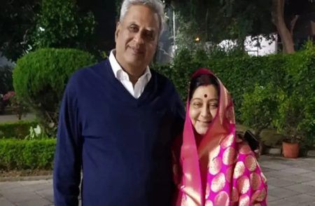 BREAKING : ಮಾಜಿ ಕೇಂದ್ರ ಸಚಿವೆ ದಿವಂಗತ ‘ಸುಷ್ಮಾ ಸ್ವರಾಜ್’ ಪತಿ ‘ಸ್ವರಾಜ್ ಕೌಶಲ್’ ವಿಧಿವಶ |Swaraj Kaushal