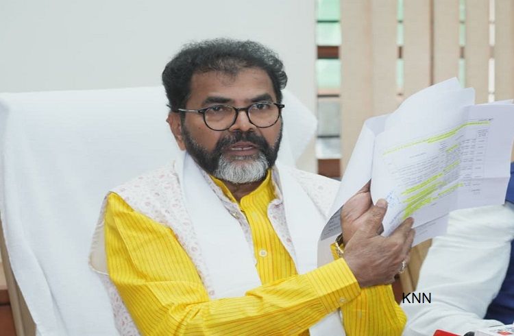 ಸಚಿವ ಮಹದೇವಪ್ಪ ರಾಜೀನಾಮೆಗೆ ಛಲವಾದಿ ನಾರಾಯಣಸ್ವಾಮಿ ಒತ್ತಾಯ: ಯಾಕೆ ಗೊತ್ತಾ?