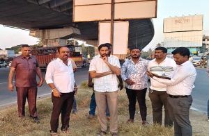 ಮದ್ದೂರು ನಗರದ ವೃತ್ತಗಳಲ್ಲಿ ಪ್ರತಿಮೆಗಳ ನಿರ್ಮಾಣ: ಶಿಲ್ಪಿ ಅರುಣ್ ಯೋಗಿರಾಜ್ ಜೊತೆ ಸ್ಥಳ ಪರಿಶೀಲನೆ ನಡೆಸಿದ ಶಾಸಕ ಉದಯ್