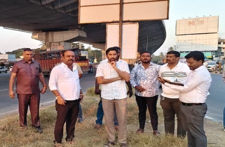 ಮದ್ದೂರು ನಗರದ ವೃತ್ತಗಳಲ್ಲಿ ಪ್ರತಿಮೆಗಳ ನಿರ್ಮಾಣ: ಶಿಲ್ಪಿ ಅರುಣ್ ಯೋಗಿರಾಜ್ ಜೊತೆ ಸ್ಥಳ ಪರಿಶೀಲನೆ ನಡೆಸಿದ ಶಾಸಕ ಉದಯ್