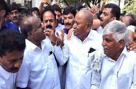 ಮಂಡ್ಯದ ಮದ್ದೂರಿನಲ್ಲಿ ‘HDK’ ಹುಟ್ಟು ಹಬ್ಬ ಆಚರಣೆ; ಕಾರ್ಯಕರ್ತರ ಅಭಿಮಾನಕ್ಕೆ ಮನಸೋತ ಕೇಂದ್ರ ಸಚಿವ