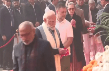 2001ರ ಸಂಸತ್ ದಾಳಿಯಲ್ಲಿ ಹುತಾತ್ಮರಾದ ಭದ್ರತಾ ಸಿಬ್ಬಂದಿಗೆ ಪ್ರಧಾನಿ ಮೋದಿ ಮತ್ತು ಸಂಸದರಿಂದ ಗೌರವ ನಮನ