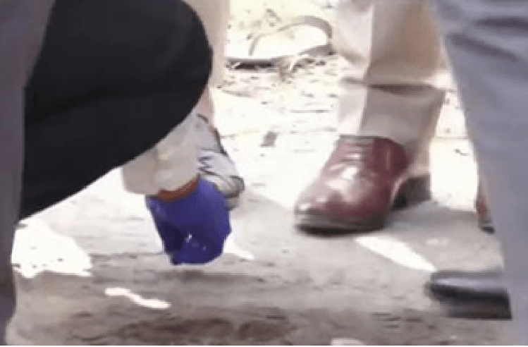 BREAKING : ಬಳ್ಳಾರಿಯಲ್ಲಿ ಬ್ಯಾನರ್ ಗಲಾಟೆ ಕೇಸ್ : ಶಾಸಕ ಜನಾರ್ದನ ರೆಡ್ಡಿ ಮನೆಯ ಬಳಿ ಮತ್ತೊಂದು ಬುಲೆಟ್ ಪತ್ತೆ!