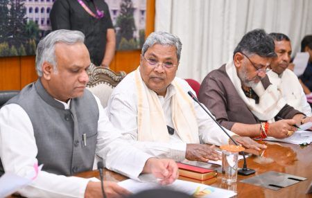 ಮೋದಿ ಸರ್ಕಾರವು ಹಳ್ಳಿ ಅಧಿಕಾರವನ್ನು ಕಸಿದುಕೊಂಡಿದೆ: ಸಿಎಂ ಸಿದ್ದರಾಮಯ್ಯ