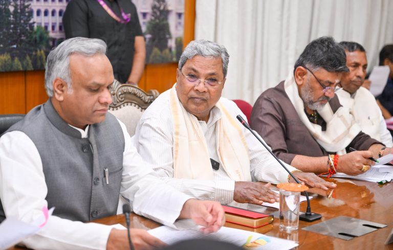 ಮೋದಿ ಸರ್ಕಾರವು ಹಳ್ಳಿ ಅಧಿಕಾರವನ್ನು ಕಸಿದುಕೊಂಡಿದೆ: ಸಿಎಂ ಸಿದ್ದರಾಮಯ್ಯ