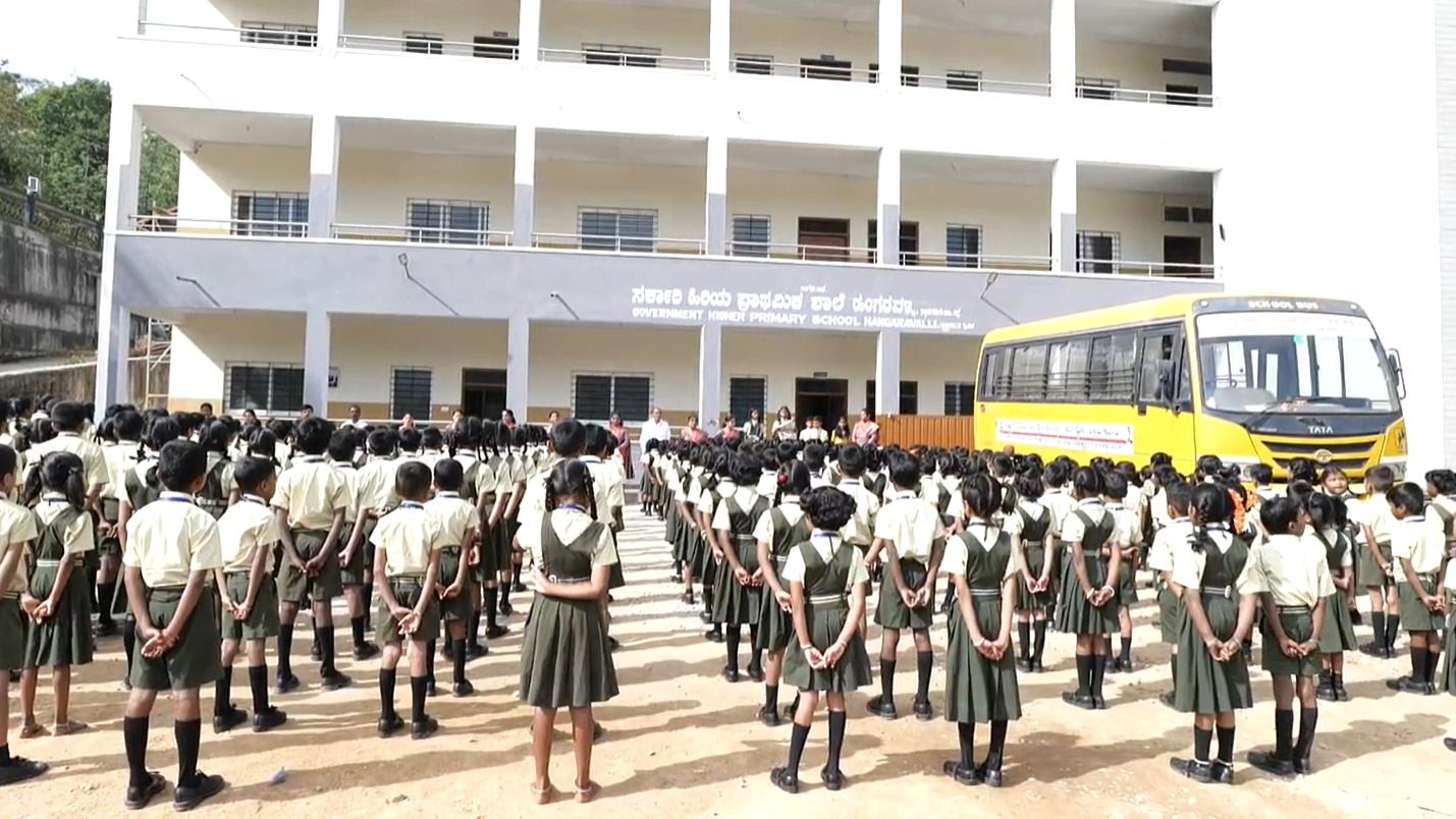 Village school success story Hangaravalli Government Hangaravalli Government Higher Primary School selected for national level in Delhiselected for national level in Delhi