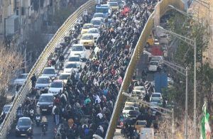 BREAKING : ಇರಾನ್’ನಲ್ಲಿ ಮುಂದುವರೆದ ಹಿಂಸಾತ್ಮಕ ಪ್ರತಿಭಟನೆ ; ಮೃತರ 15 ಸಂಖ್ಯೆ ದುರ್ಮರಣ