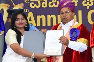 ಮೈಸೂರು ವಿವಿ ಡಾಕ್ಟರೇಟ್ ಪಡೆದ ಪತ್ರಕರ್ತೆ ನಂದಿನಿ ಕೆ.ಎಲ್