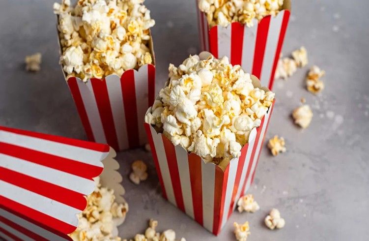 ಪಾಪ್ ಕಾರ್ನ್ ಪ್ರಿಯರೇ ಗಮನಿಸಿ ; ಈ ರೀತಿಯ ಪಾಪ್ ಕಾರ್ನ್ ತಿನ್ನೋದಕ್ಕೂ ಮುನ್ನ ಇದನ್ನೋದಿ!