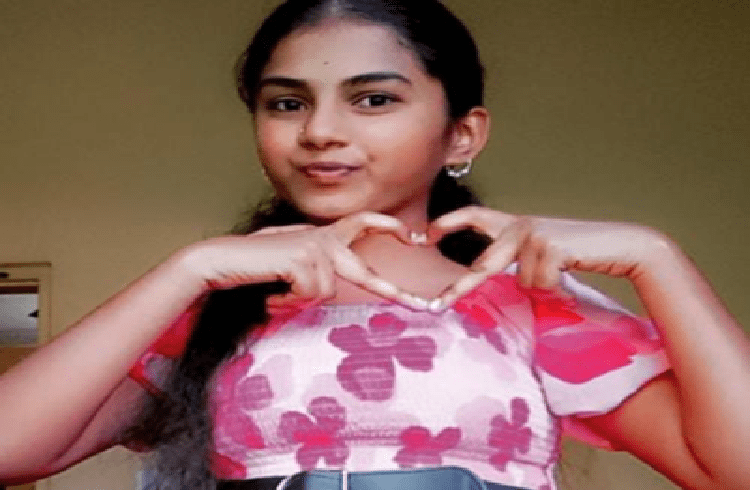 ಬೆಂಗಳೂರಲ್ಲಿ ಪ್ರೀತಿ ವಿಚಾರಕ್ಕೆ ಪ್ರಿಯಕರನಿಂದ ಕಿರುಕುಳ : ನೇಣು ಬಿಗಿದುಕೊಂಡು ಅಪ್ರಾಪ್ತ ಬಾಲಕಿ ಆತ್ಮಹತ್ಯೆ!