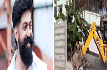 BREAKING : ರಾಕಿಂಗ್ ಸ್ಟಾರ್ ನಟ ಯಶ್ ಗೆ ಭೂ ಒತ್ತುವರಿ ಶಾಕ್ : ಜೆಸಿಬಿ ಮೂಲಕ ಅಕ್ರಮ ಮನೆಯ ಕಂಪೌಂಡ್ ತೆರವು!