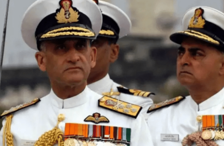 ಮಾಜಿ ನೌಕಾಪಡೆ ಮುಖ್ಯಸ್ಥರಿಗೂ ಎದುರಾಯ್ತು ಗುರುತಿನ ಸಂಕಷ್ಟ!: ಪತಿಗೊಂದು ದಿನ, ಪತ್ನಿಗೊಂದು ದಿನ ವಿಚಾರಣೆಗೆ ಕರೆದ ಚುನಾವಣಾ ಆಯೋಗ