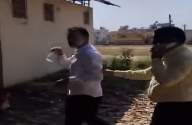 BREAKING: ತಹಶೀಲ್ದಾರ್ ಕಚೇರಿಯಲ್ಲೇ ಆತ್ಮಹತ್ಯೆಗೆ ಯತ್ನಿಸಿದ ಶಿರಸ್ತೇದಾರ್