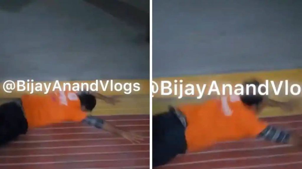 Watch Video: ರೈಲ್ವೆ ನಿಲ್ದಾಣದಲ್ಲಿ ಚಲಿಸುತ್ತಿದ್ದಾಗಲೇ ಆಹಾರ ಪೂರೈಕೆ ವೇಳೆ ಜಾರಿ ಬಿದ್ದ ಸ್ವಿಗ್ಗಿ ಬಾಯ್: ವೀಡಿಯೋ ವೈರಲ್