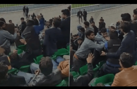 Watch video: ಪಾಕಿಸ್ತಾನ ಮತ್ತು ಆಸ್ಟ್ರೇಲಿಯಾ ನಡುವಿನ ಮೊದಲ ಟಿ20 ಪಂದ್ಯದಲ್ಲಿ ಪ್ರೇಕ್ಷಕರ ನಡುವೆ ಬಡಿದಾಟ: ವಿಡಿಯೋ ವೈರಲ್