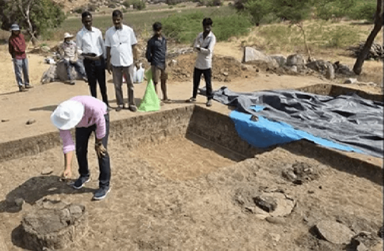 BREAKING : ಬಳ್ಳಾರಿಯಲ್ಲಿ ಉತ್ಖನನ ವೇಳೆ ಶಿಲಾಯುಗದ 3ನೇ ಮಾನವನ ಅಸ್ತಿಪಂಜರ ಪತ್ತೆ!