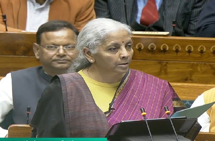 BREAKING : ವಿಕಸಿತ ಭಾರತದ ಗುರಿ ಸಾಧಿಸಲು ನಮ್ಮ ಸರ್ಕಾರ ಬದ್ದ : ನಿರ್ಮಲಾ ಸೀತಾರಾಮನ್