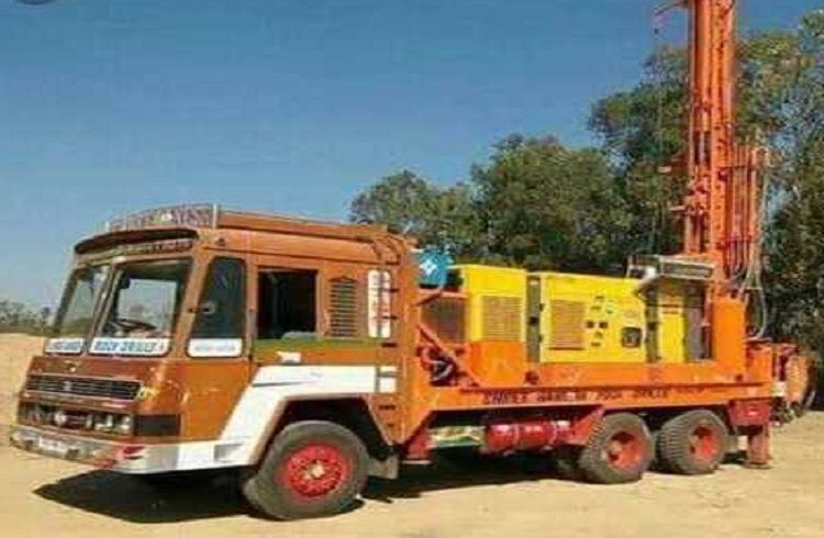 ಕೊಳವೆ ಬಾವಿ ಕೊರೆಯುವ ಎಲ್ಲಾ ಬೋರ್ ವೆಲ್ ಮಾಲೀಕರು `7ಎ ಪ್ರಮಾಣ ಪತ್ರ’ ಪಡೆಯುವುದು ಕಡ್ಡಾಯ !